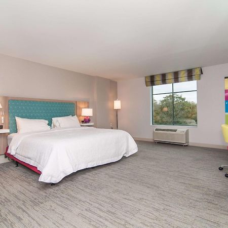 Hampton Inn Norwich Bagian luar foto