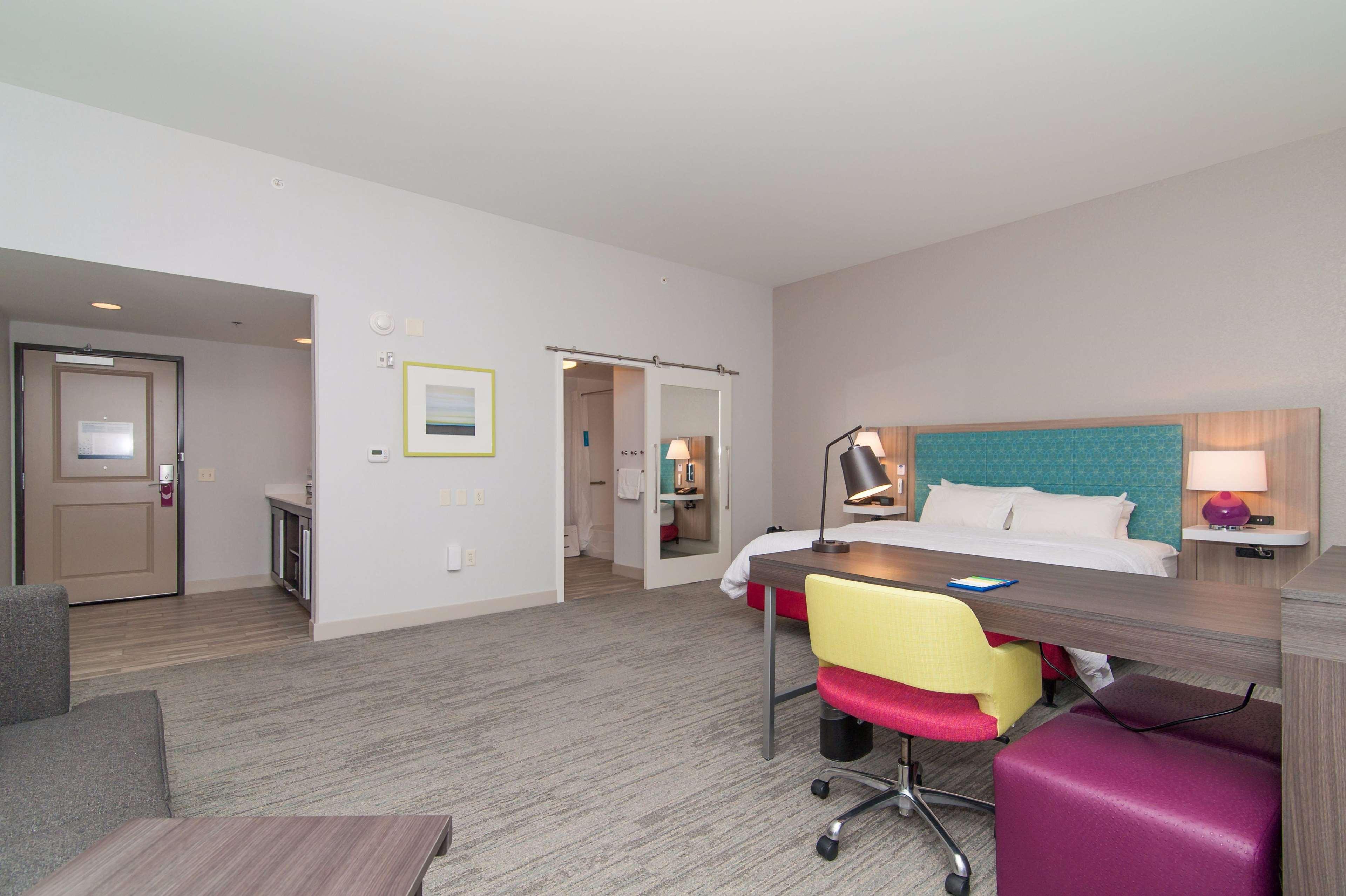 Hampton Inn Norwich Bagian luar foto