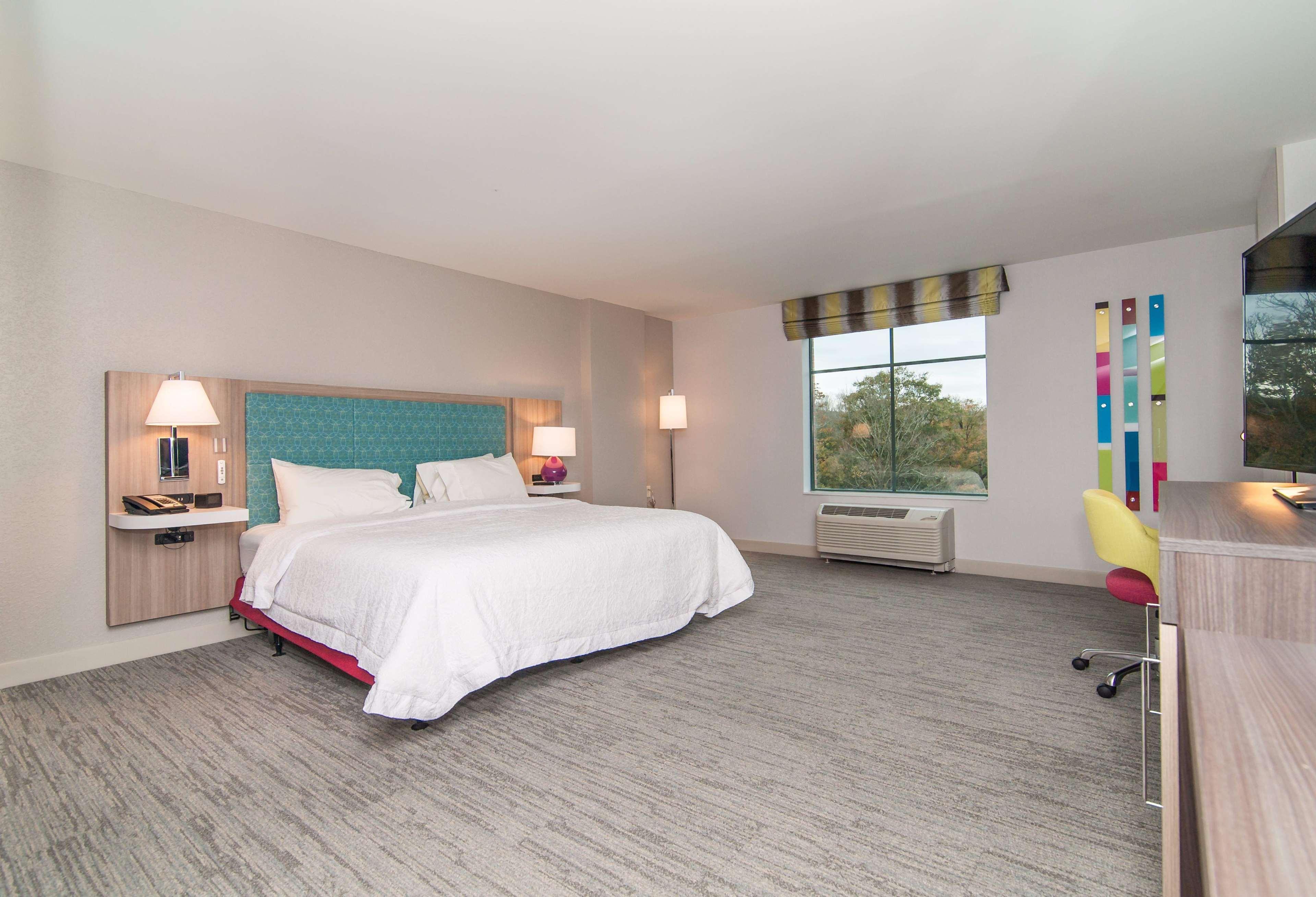 Hampton Inn Norwich Bagian luar foto