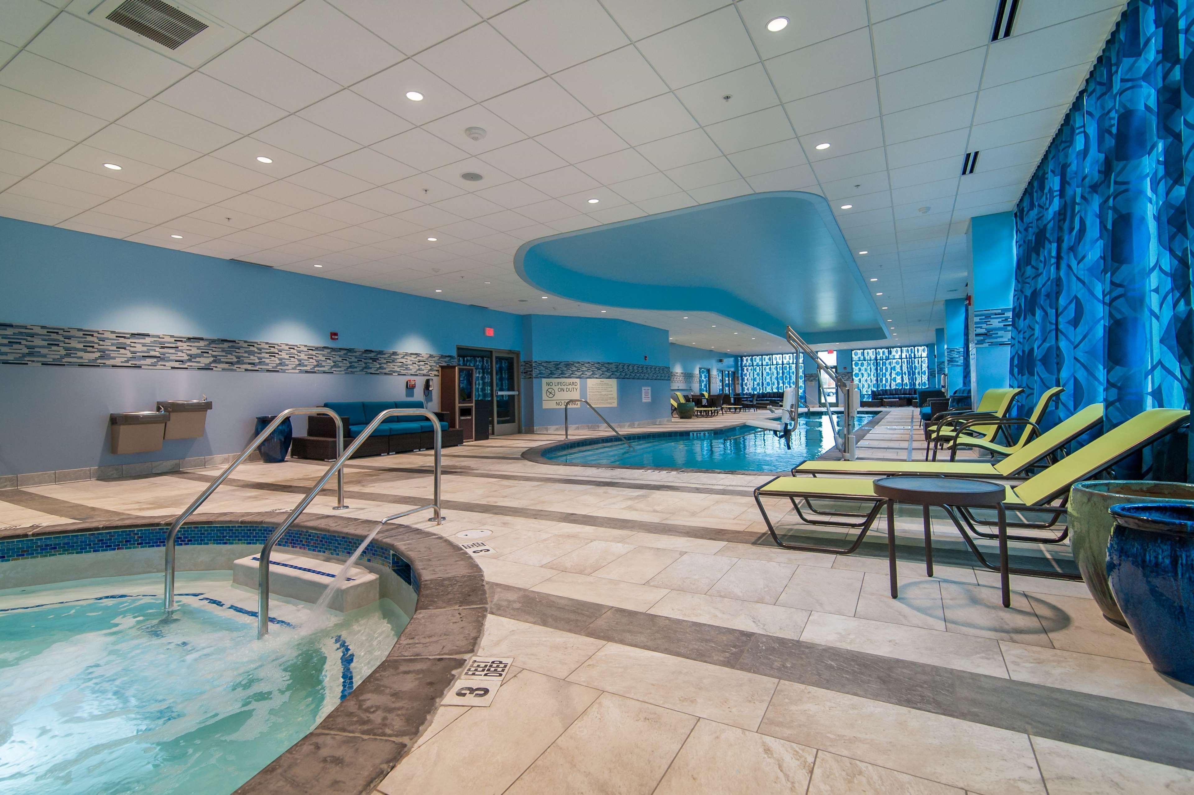 Hampton Inn Norwich Bagian luar foto