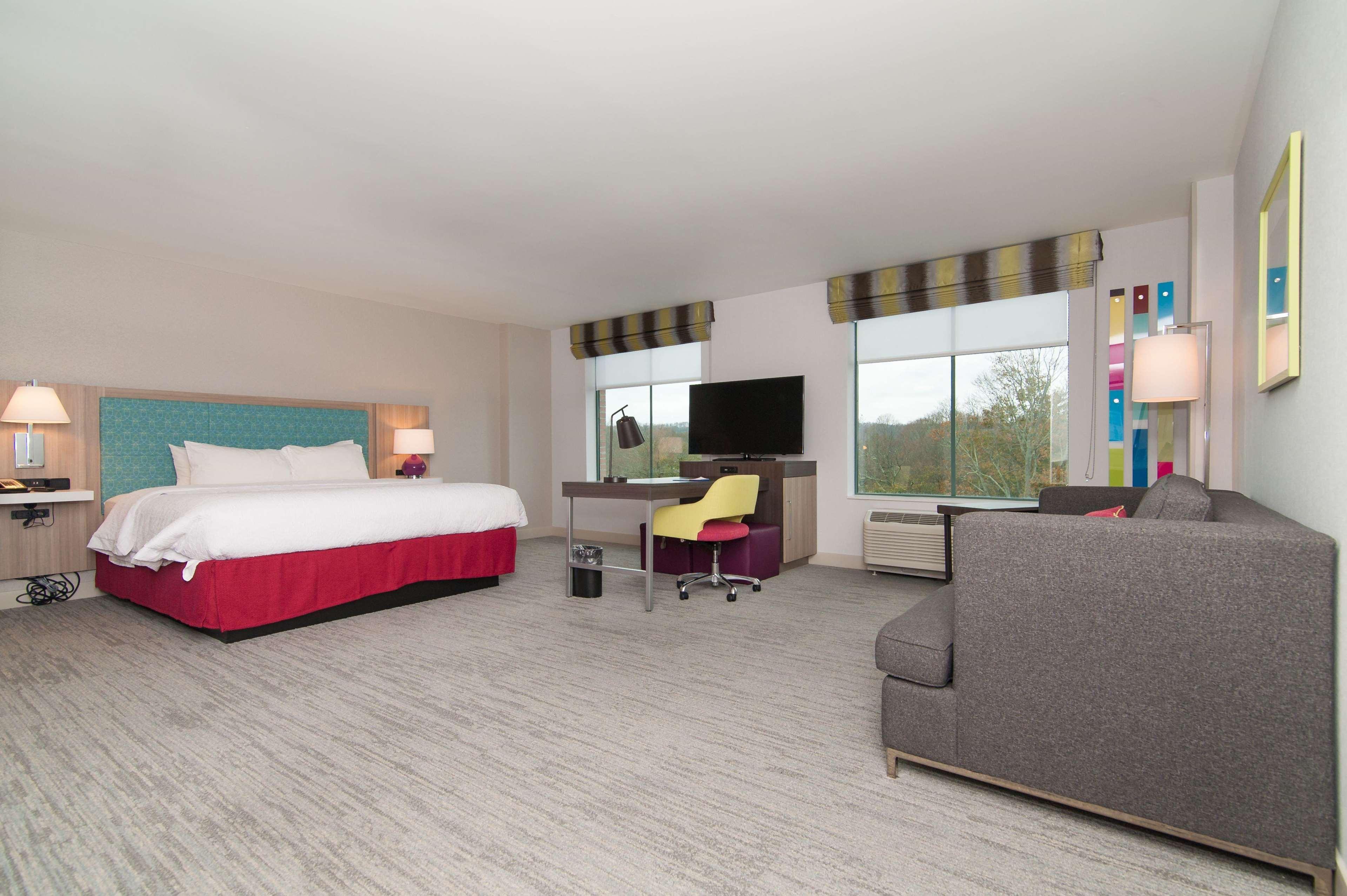 Hampton Inn Norwich Bagian luar foto