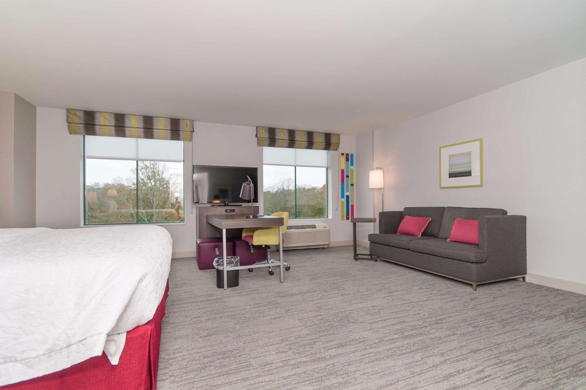 Hampton Inn Norwich Bagian luar foto
